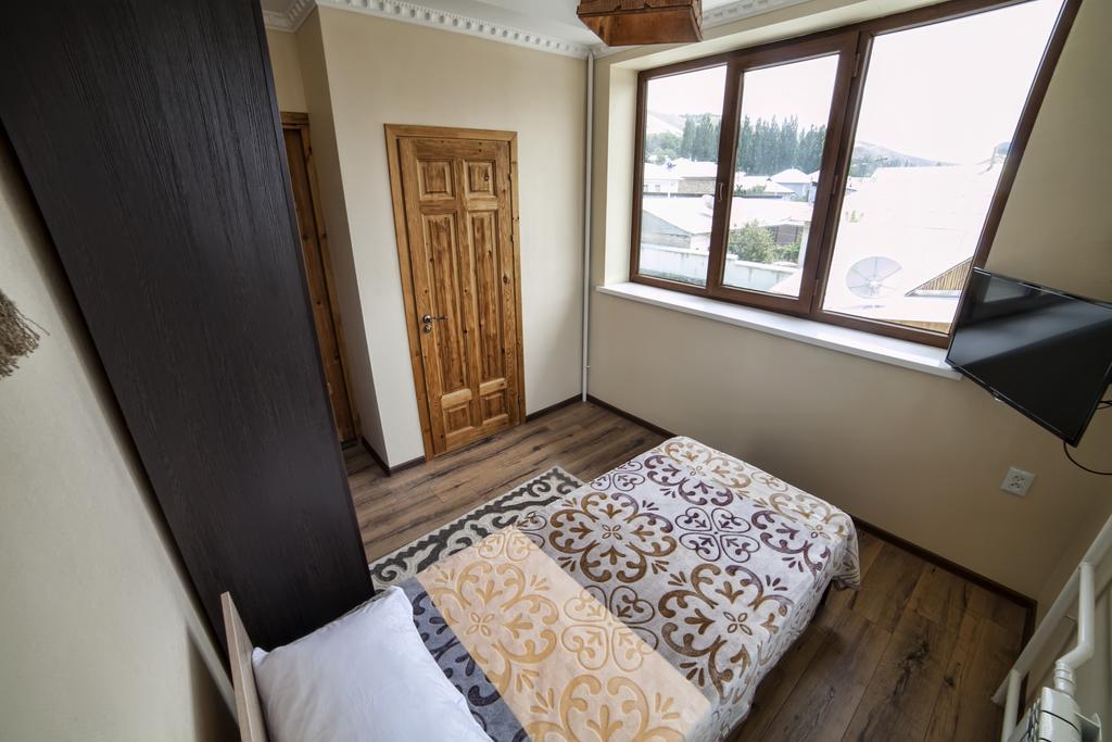 Ethno Boutique Hotel Osh Room photo